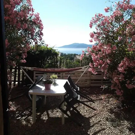 Studio Jardin à Porticcio, Proche Aéroport Ajaccio *