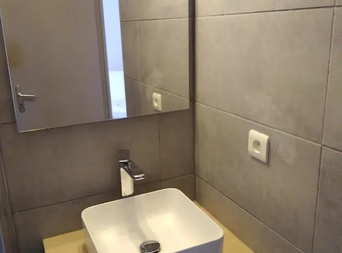 Apartment Studio Jardin A Porticcio, Proche Aeroport Ajaccio *